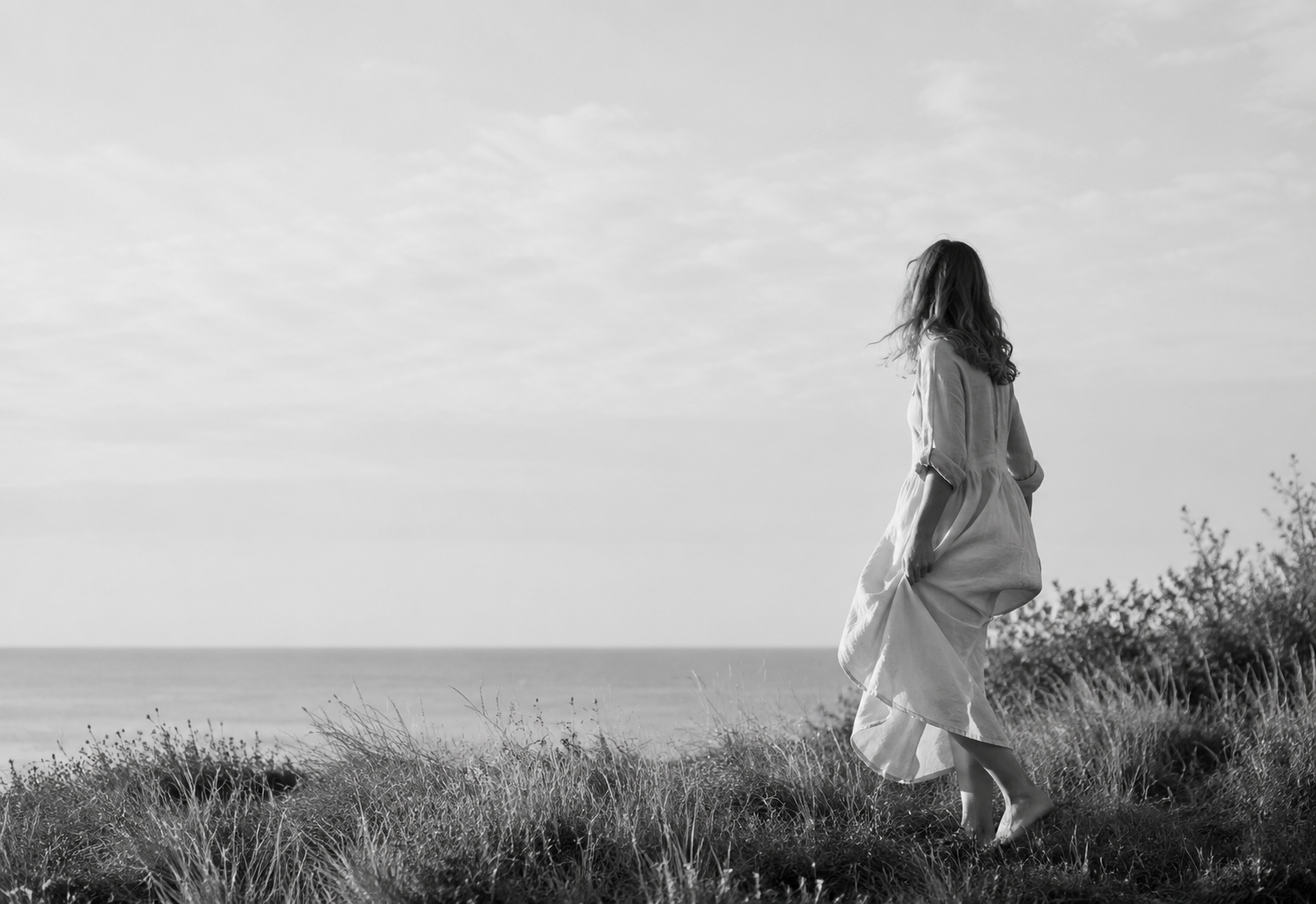 Frau am Meer – Raum für mich und neue Freiheit